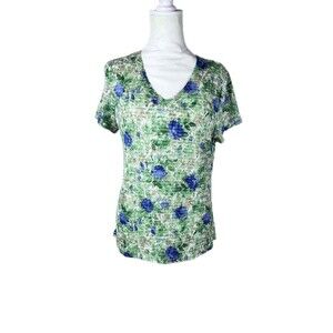 JM Collection floral print blouse is a short-sleeve top